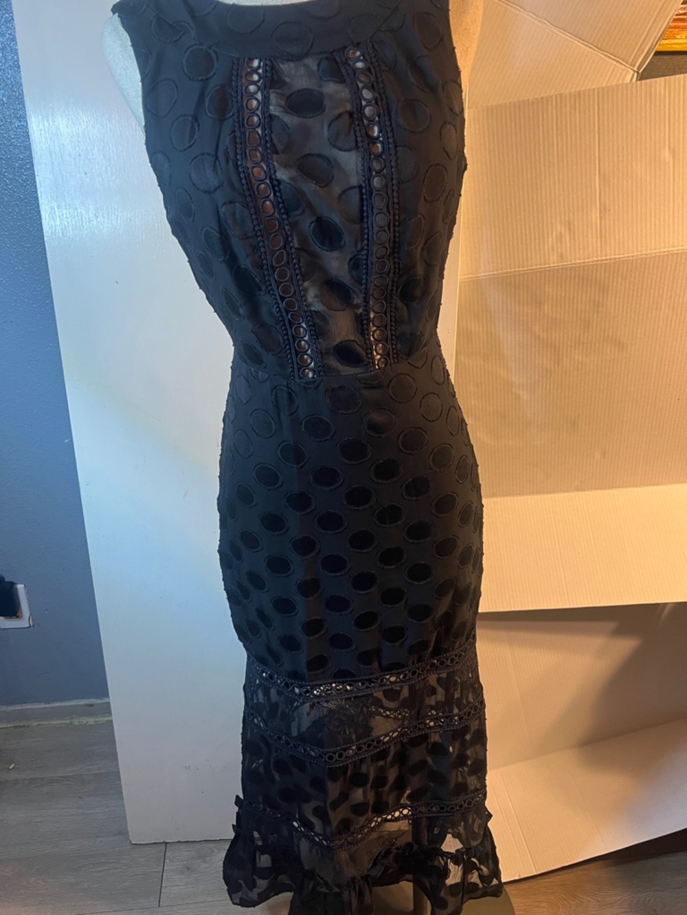 Sleeveless Black Polka-Dot Midi Dress with Lace Insets